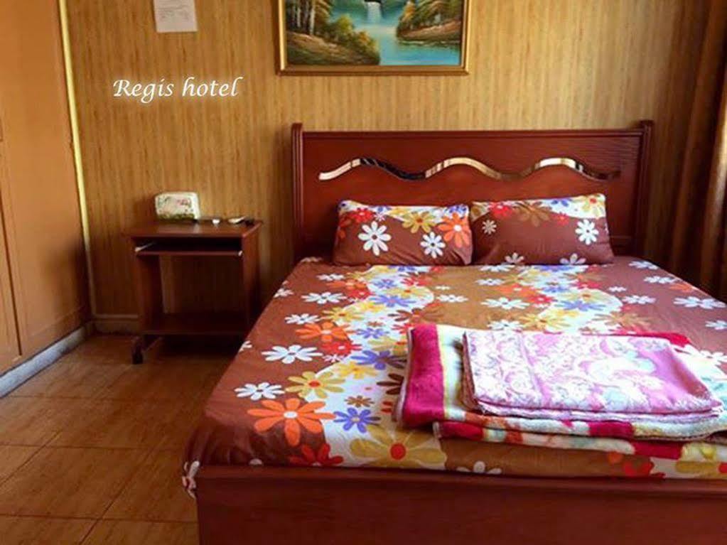 Regis Hotel ベイルート エクステリア 写真
